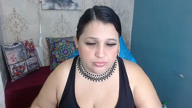 Kerly Doll online show from February 24, 2026, 3:02 pm