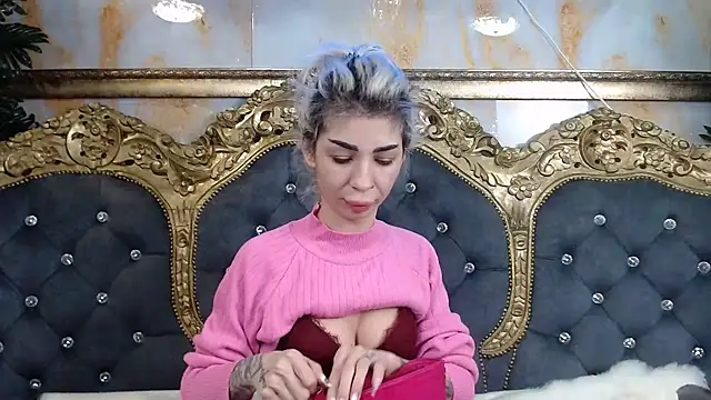 Jasminporn online show from December 4, 2025, 8:08 pm