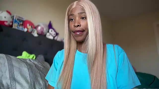 Cum2Charm online show from April 10, 2026, 4:47 pm