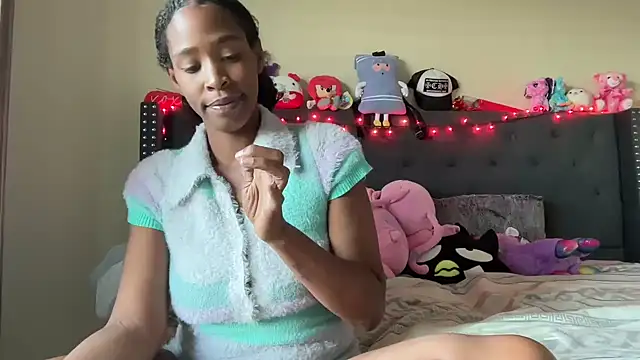 Cum2Charm online show from September 30, 2025, 12:38 am