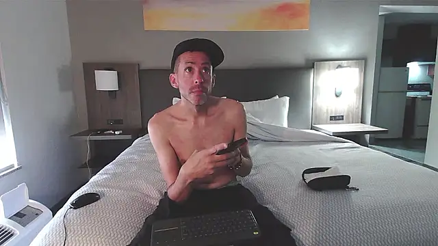 Snapshot of smokenstrokex chatting on January 15, 2026, 4:43 pm smokenstrokex online show from January 15, 2026, 4:43 pm