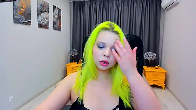 EnergyBunny 1 online show from February 19, 2025, 8:41 pm