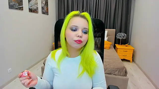 EnergyBunny 1 online show from February 19, 2025, 11:46 pm