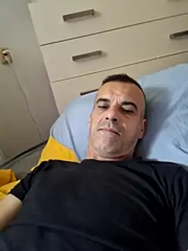 Snapshot of ionel12 chatting on July 6, 2026, 12:45 pm ionel12 online show from July 6, 2026, 12:45 pm