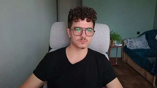 Remy Miles online show from October 27, 2025, 7:09 am