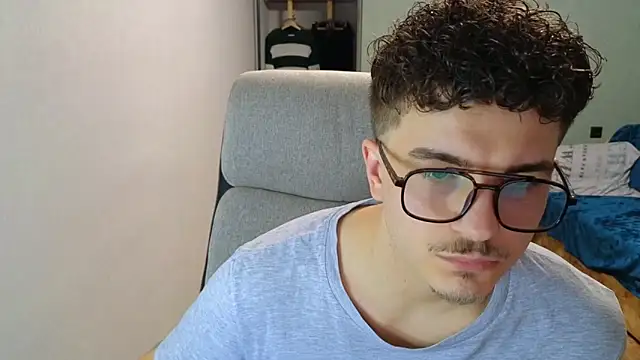 Remy Miles online show from November 26, 2025, 2:17 pm