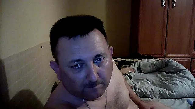 Novy73 online show from November 3, 2025, 11:41 pm