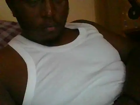 honeyswit online show from April 18, 2026, 11:56 am