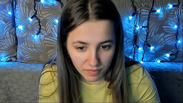 MaggieCake online show from March 26, 2026, 2:21 am