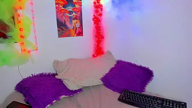 Snapshot of Rainnbow_ chatting on October 16, 2025, 4:21 am Rainnbow online show from October 16, 2025, 4:21 am