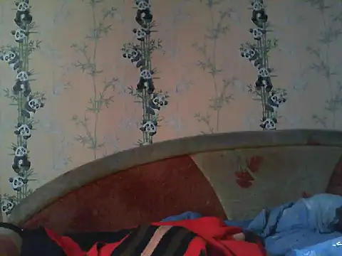 WildMissNiks online show from April 6, 2026, 7:42 am