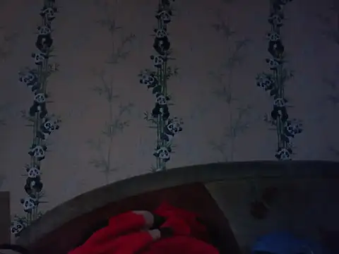 WildMissNiks online show from April 7, 2026, 6:37 am