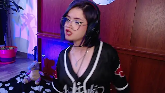 Snapshot of Raventh_ chatting on February 3, 2026, 2:53 am Raventh online show from February 3, 2026, 2:53 am