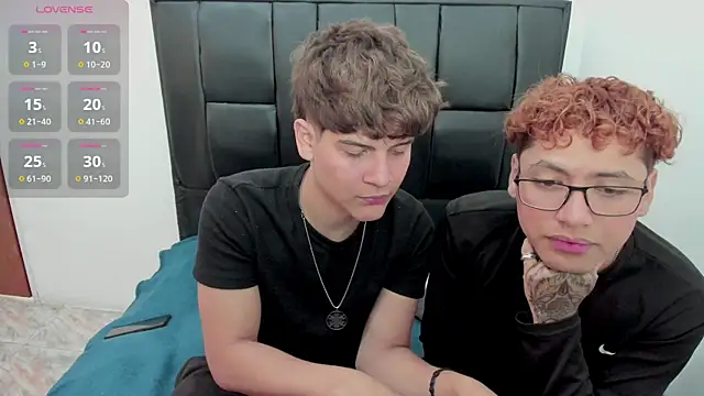 Snapshot of javieryalejandro chatting on September 22, 2025, 8:37 pm javieryalejandro online show from September 22, 2025, 8:37 pm