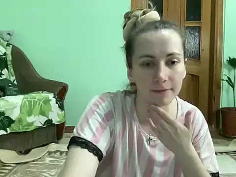 AngelTough20 online show from October 12, 2025, 10:33 pm