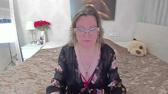 katysako online show from February 5, 2026, 11:22 pm