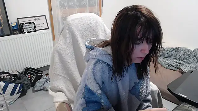 Snapshot of missthon0 chatting on September 30, 2025, 9:26 am missthon0 online show from September 30, 2025, 9:26 am