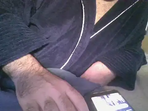 Snapshot of gerilom8787 chatting on February 14, 2025, 10:47 pm gerilom8787 online show from February 14, 2025, 10:47 pm