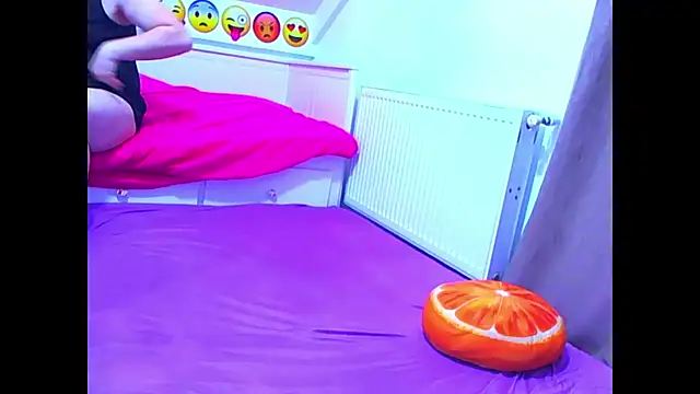 Snapshot of evehotty chatting on February 22, 2026, 8:10 pm evehotty online show from February 22, 2026, 8:10 pm