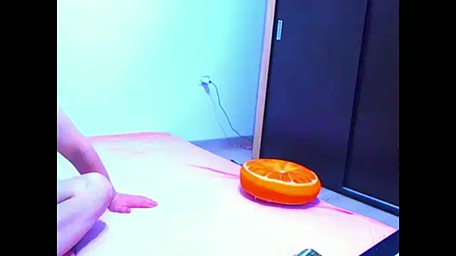 evehotty online show from March 15, 2025, 8:10 pm