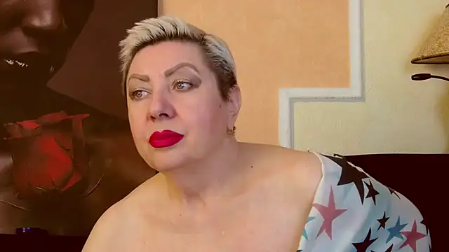 LadyPosh online show from November 20, 2025, 9:15 pm