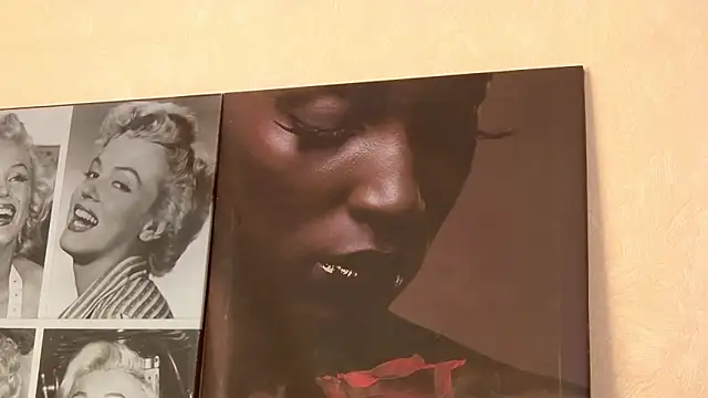 LadyPosh online show from November 28, 2025, 7:36 pm