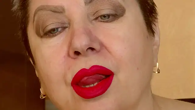 Snapshot of LadyPosh chatting on February 27, 2026, 8:08 pm LadyPosh online show from February 27, 2026, 8:08 pm