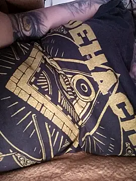 vamporasuccubus19777 online show from November 9, 2025, 8:29 am