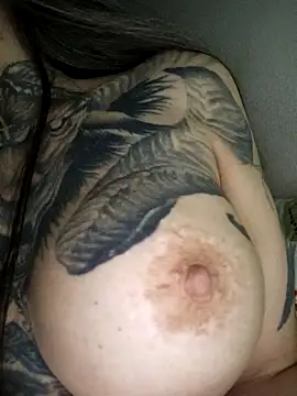 Snapshot of vamporasuccubus19777 chatting on February 3, 2026, 6:40 am vamporasuccubus19777 online show from February 3, 2026, 6:40 am