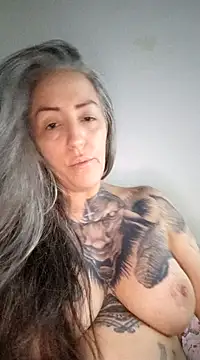 vamporasuccubus19777 online show from February 9, 2025, 11:36 pm