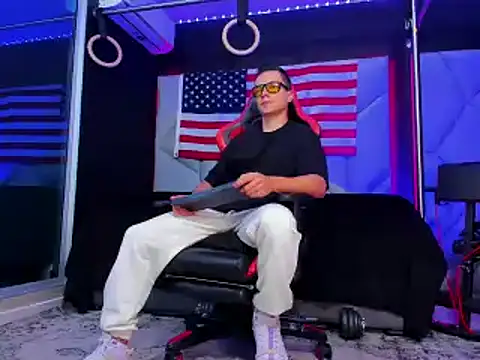 Aydenmiller96 online show from October 16, 2025, 2:58 pm