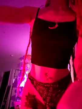 LucidLucy online show from October 12, 2025, 9:43 am