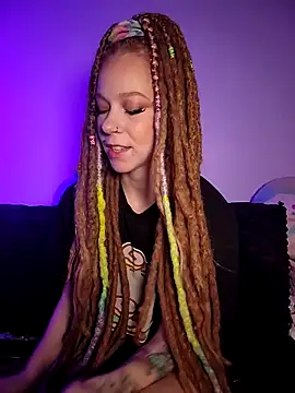 LucidLucy online show from April 11, 2026, 3:36 am