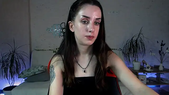 FranceskoJones online show from September 14, 2025, 4:29 pm