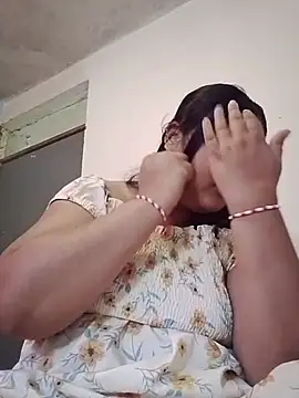 Indianbloom- online show from November 8, 2025, 9:24 am