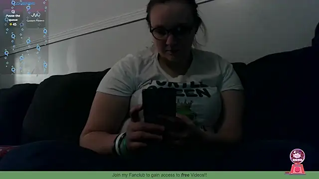 ZeTurtleMaster online show from February 23, 2025, 4:50 am