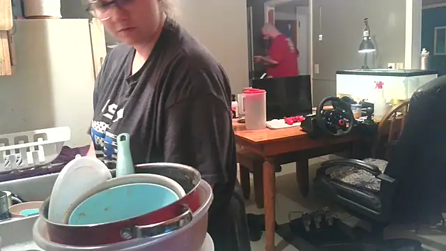 ZeTurtleMaster online show from January 24, 2025, 1:24 am