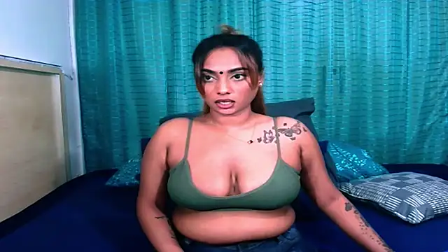 sexyindianchic online show from June 8, 2026, 8:31 pm