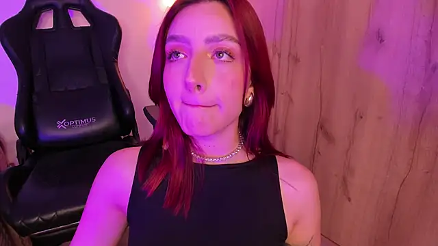 Anavi  online show from February 21, 2025, 7:10 pm