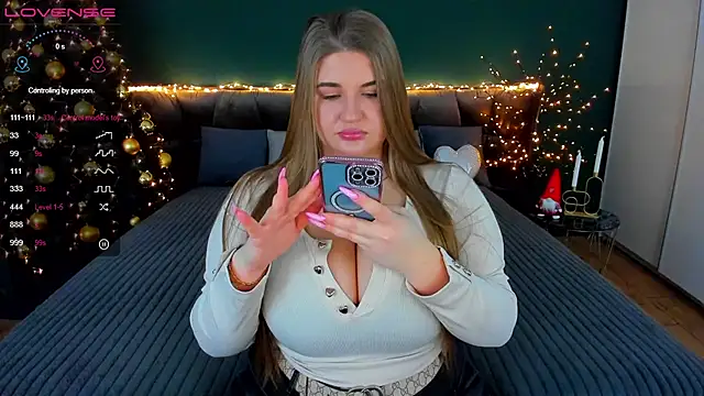 Snapshot of Adele_sugar chatting on December 4, 2025, 9:58 pm Adele sugar online show from December 4, 2025, 9:58 pm