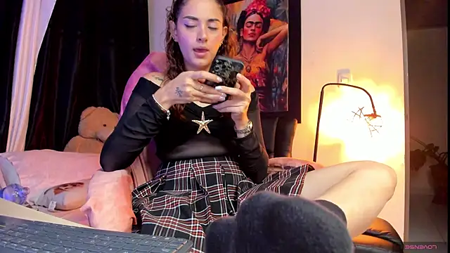KimberlySaen online show from May 23, 2026, 12:20 am