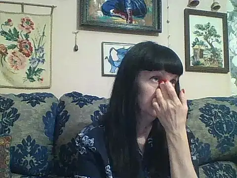 MelanyBanks online show from April 12, 2026, 7:11 am