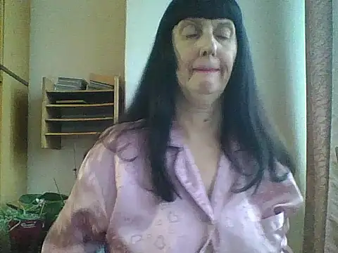 MelanyBanks online show from October 24, 2025, 1:43 pm