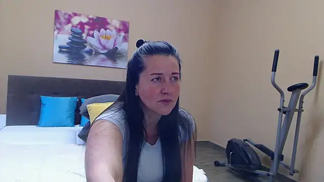 Gia888888 online show from March 17, 2026, 2:53 pm