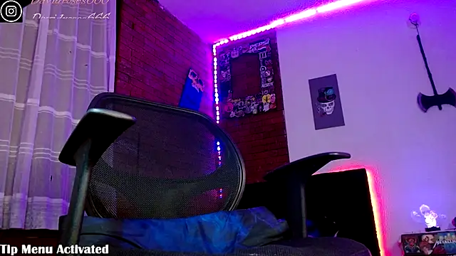 Snapshot of davidroses420 chatting on November 24, 2025, 5:40 am davidroses420 online show from November 24, 2025, 5:40 am