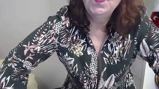 Snapshot of Adelewildx chatting on March 20, 2025, 8:09 am Adelewildx online show from March 20, 2025, 8:09 am