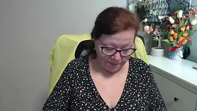 Snapshot of Adelewildx chatting on February 9, 2026, 3:59 am Adelewildx online show from February 9, 2026, 3:59 am