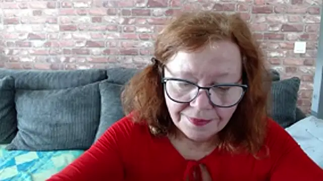 Snapshot of Adelewildx chatting on October 19, 2025, 10:29 am Adelewildx online show from October 19, 2025, 10:29 am