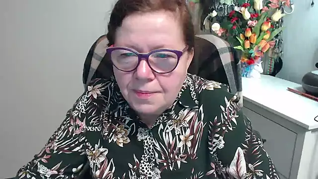 Snapshot of Adelewildx chatting on February 16, 2026, 5:06 am Adelewildx online show from February 16, 2026, 5:06 am