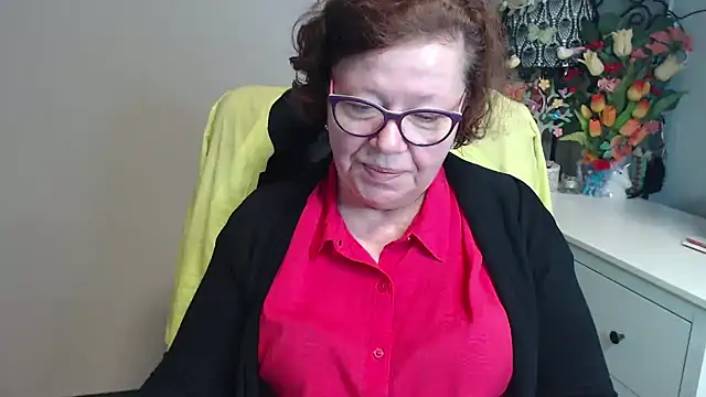 Adelewildx online show from May 8, 2026, 2:48 am